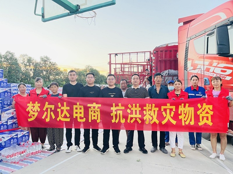 鹤壁汛情救援5.jpg
